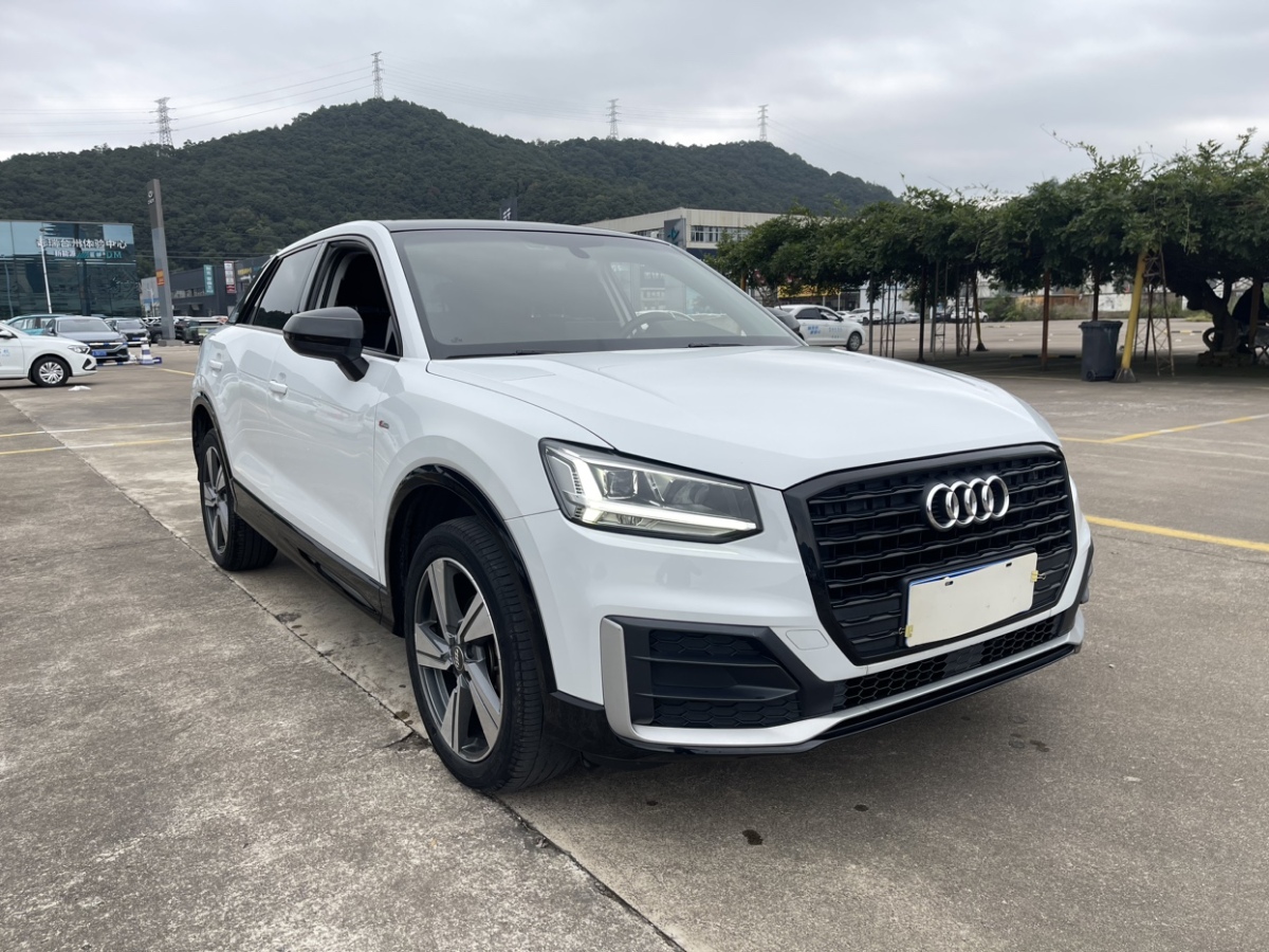 2019年9月奧迪 奧迪Q2L  2018款 35TFSI 上市專享版