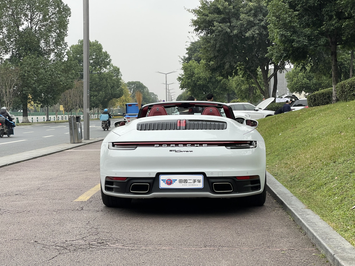 保時(shí)捷 911  2023款 Carrera Cabriolet 3.0T圖片