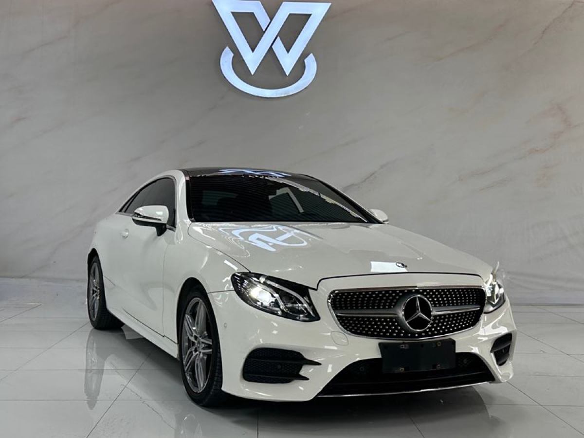 奔馳 奔馳E級  2017款 E 200 4MATIC 轎跑車圖片