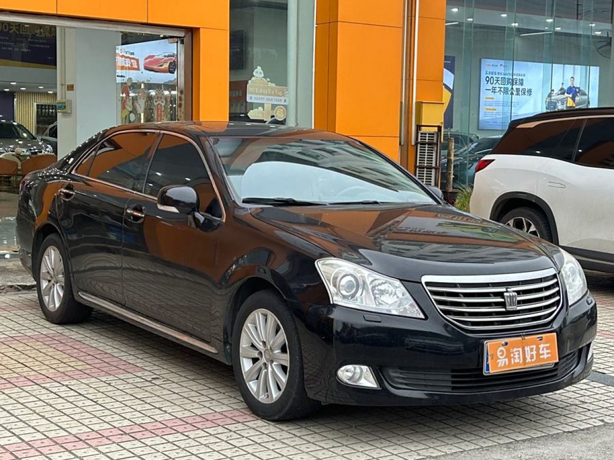 2011年3月豐田 皇冠  2010款 2.5L Royal 真皮天窗導(dǎo)航版