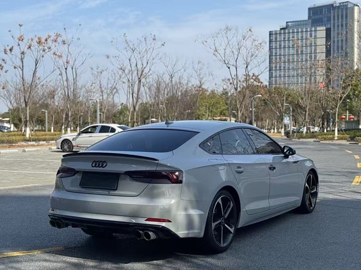 奧迪 奧迪A5  2019款 Sportback 40 TFSI 時(shí)尚型圖片