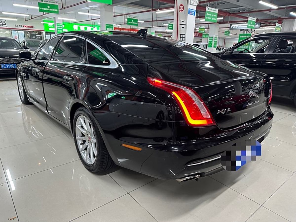 捷豹 XJ  2016款 XJL 3.0 SC 兩驅(qū)典雅商務(wù)版圖片