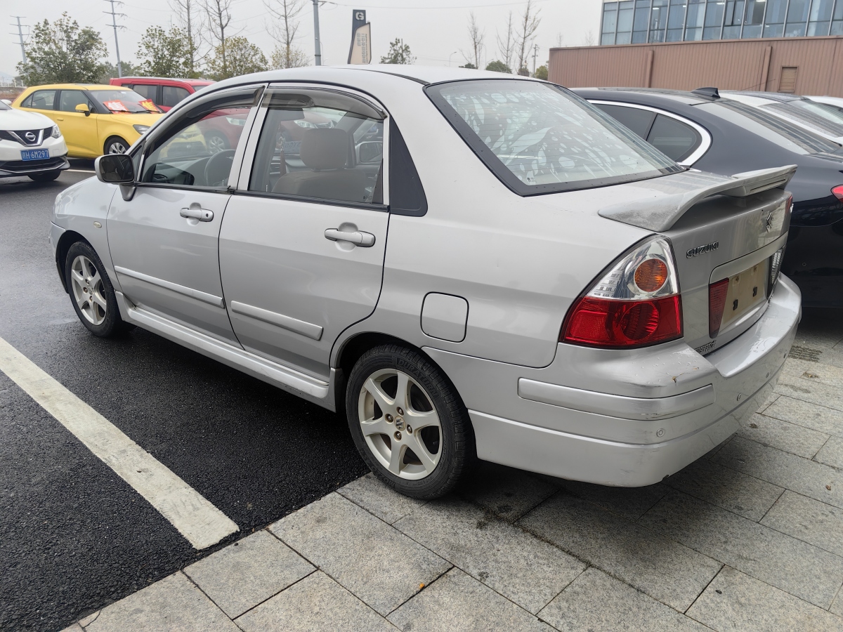 鈴木 利亞納  2012款 三廂 1.6L 自動豪華型圖片