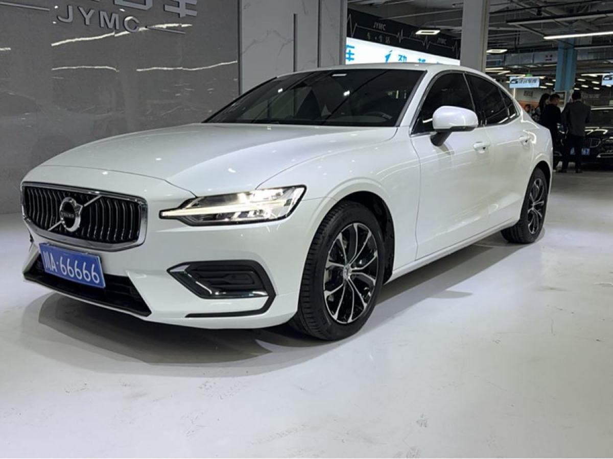 2022年6月沃爾沃 S60L  2022款 B4 智逸豪華版