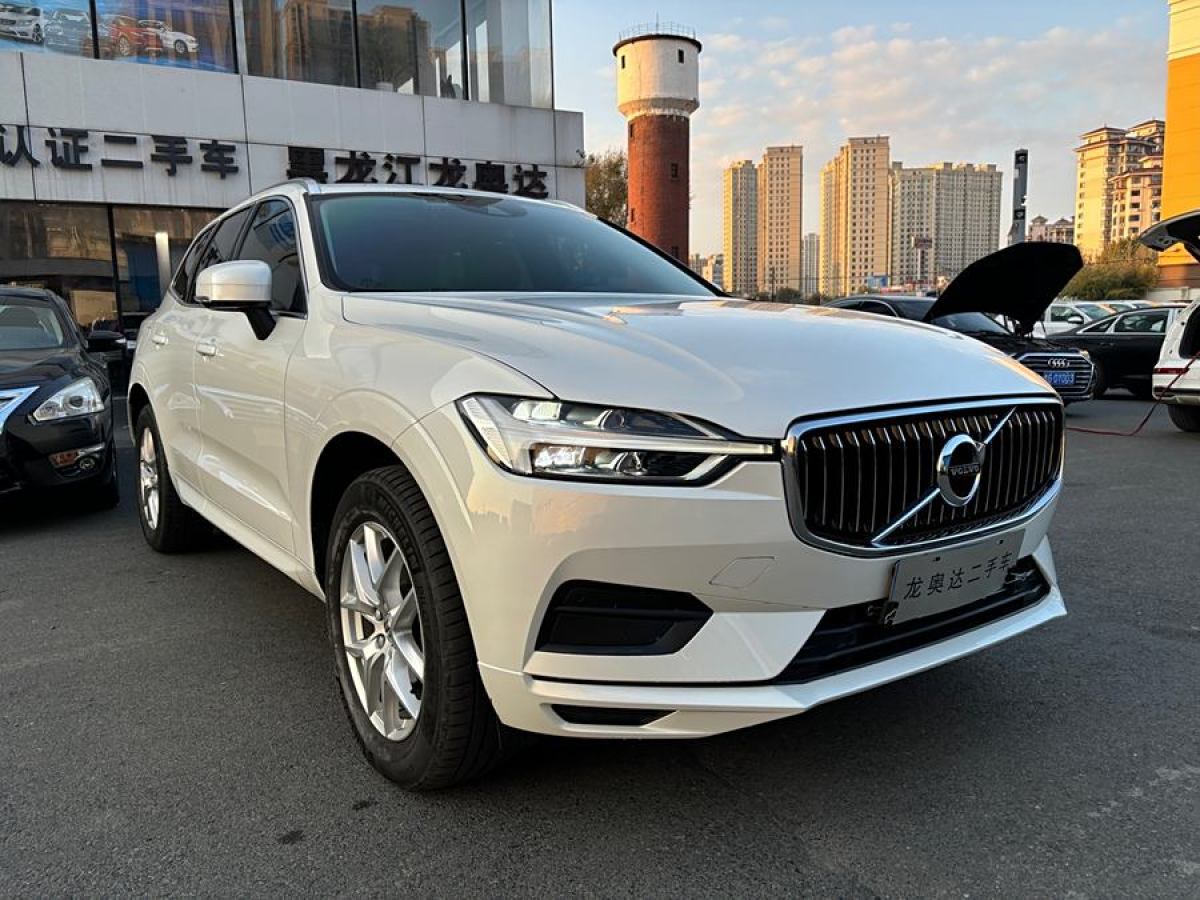 沃爾沃 XC60  2018款 T5 四驅(qū)智逸版圖片