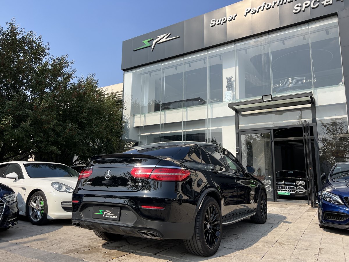 2019年6月奔馳 奔馳GLC轎跑 AMG  2017款 AMG GLC 43 4MATIC 轎跑SUV