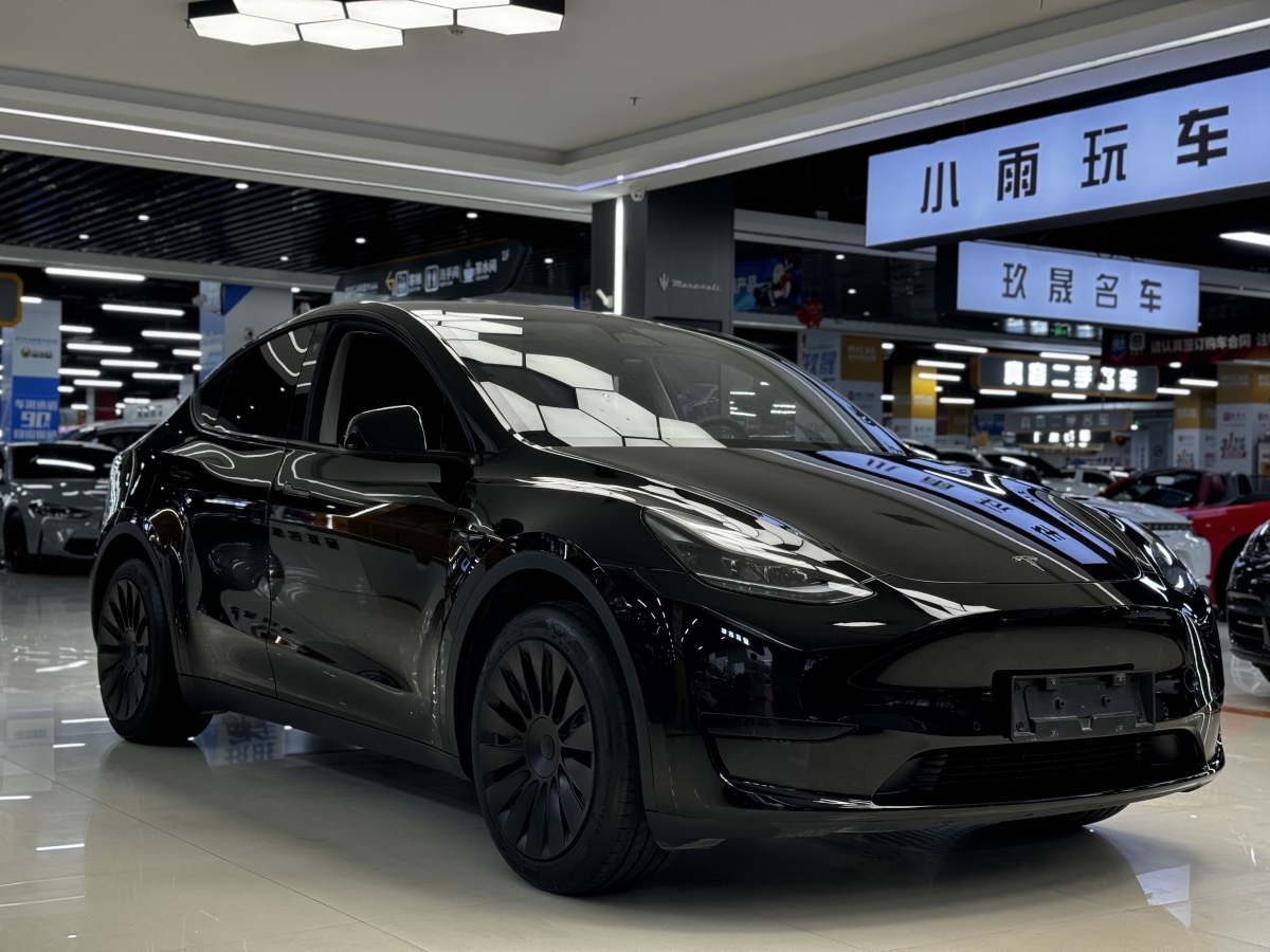 特斯拉 Model 3  2023款 煥新版 后輪驅(qū)動(dòng)圖片