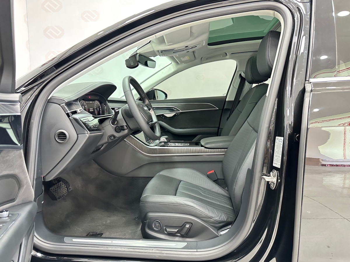 2019年7月奥迪 奥迪A8  2019款 A8L 50 TFSI quattro 舒适型