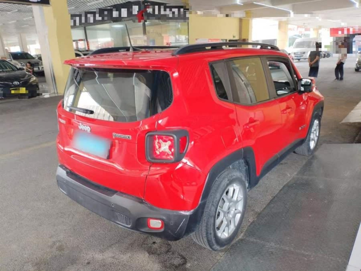 Jeep 自由俠  2019款 220T 自動領(lǐng)先版圖片
