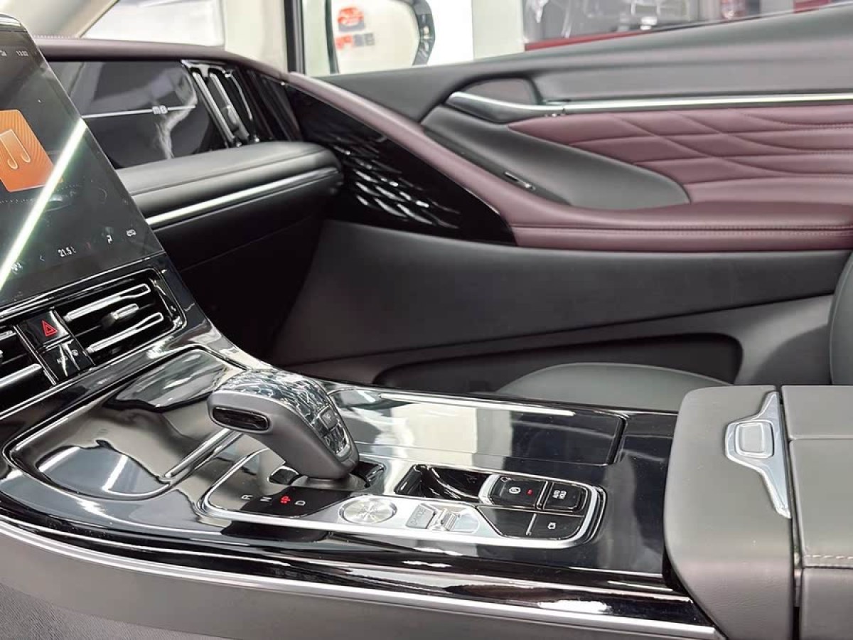 廣汽傳祺 M8  2024款 宗師系列 400T 先鋒版圖片