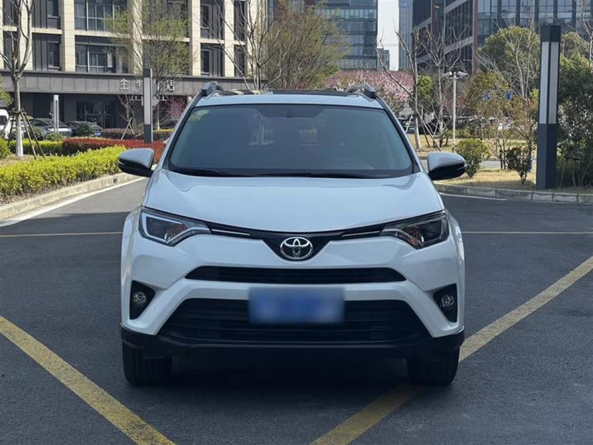 豐田 RAV4榮放  2019款 2.0L CVT兩驅(qū)先鋒版 國V圖片