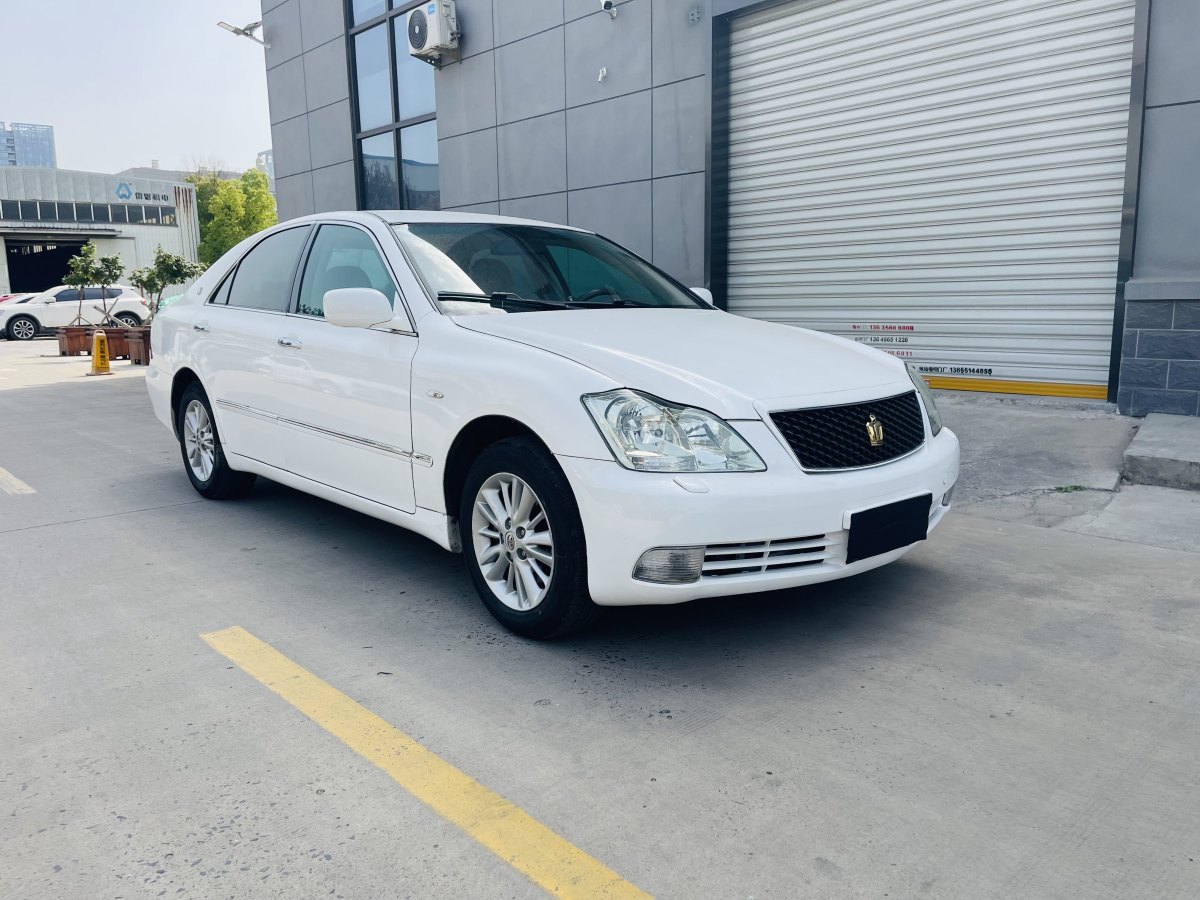 豐田 皇冠  2005款 3.0L Royal E圖片