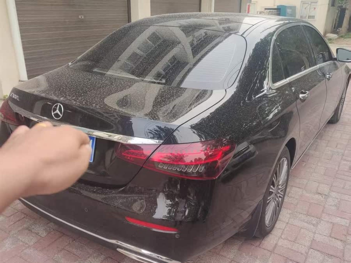 奔馳 奔馳E級(jí)  2023款 改款 E 300 L 時(shí)尚型圖片
