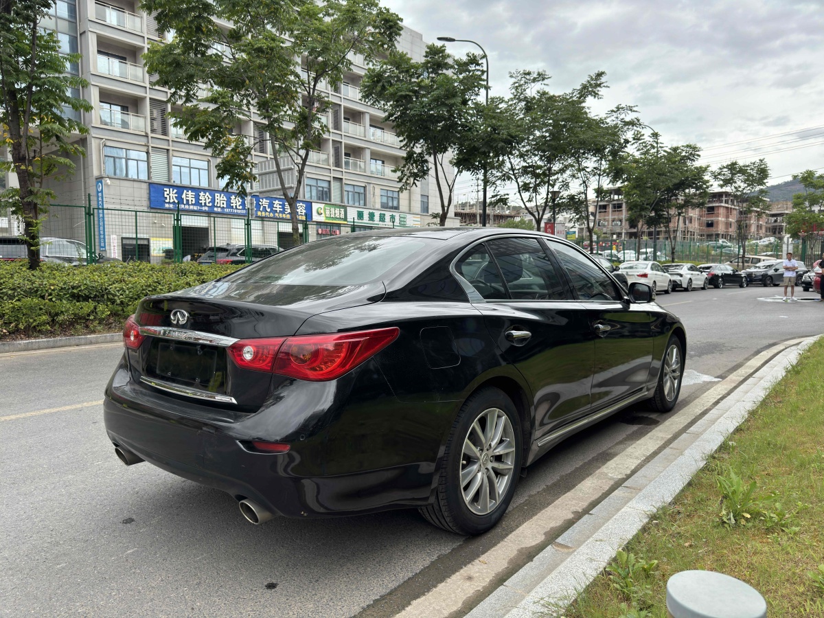 英菲尼迪 Q50L  2016款 2.0T 悅享版圖片