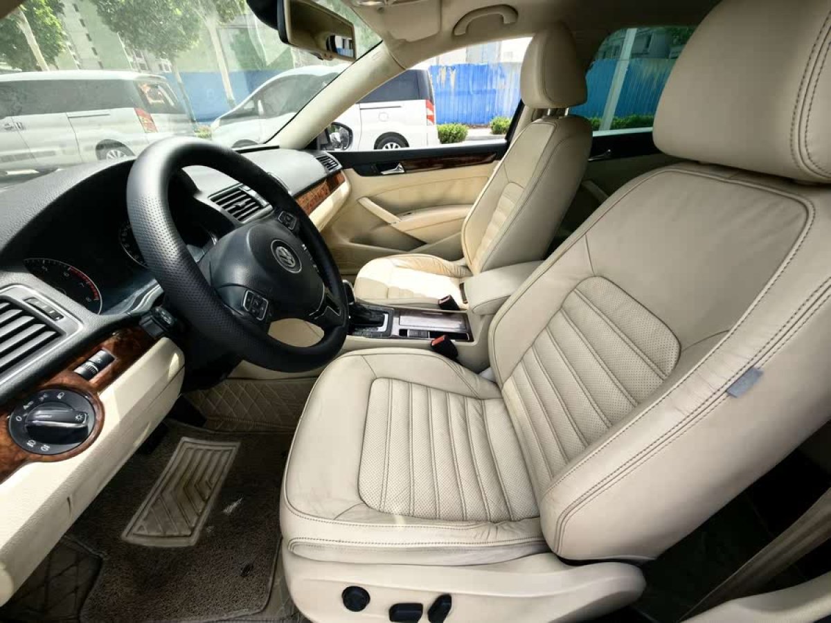 大眾 帕薩特  2011款 1.8TSI DSG尊榮版圖片