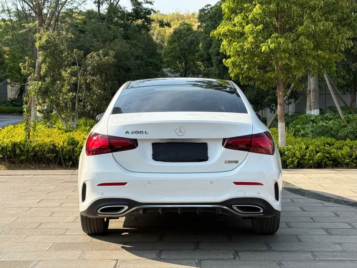 奔馳 奔馳A級  2023款 A 200 L 時尚型圖片