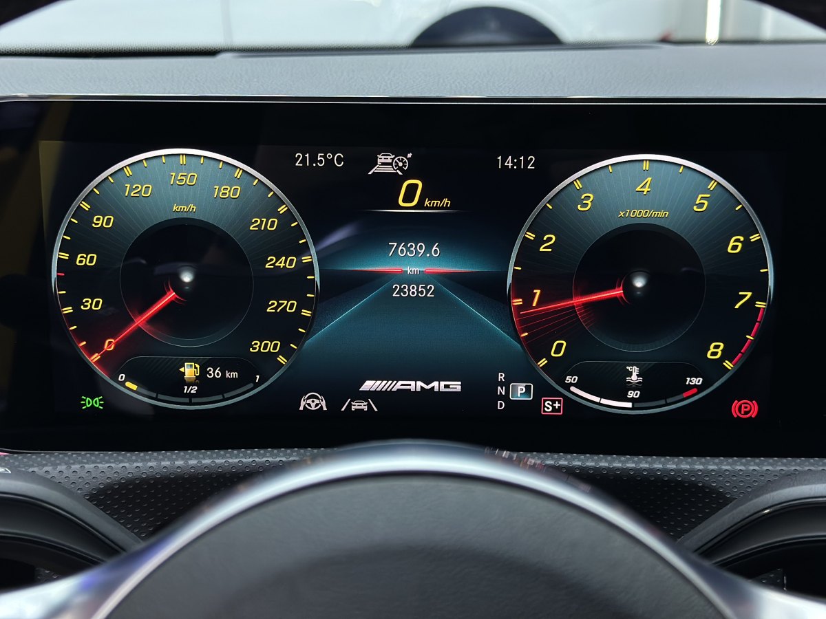 奔驰 奔驰A级AMG  2022款 AMG A 45 4MATIC+图片