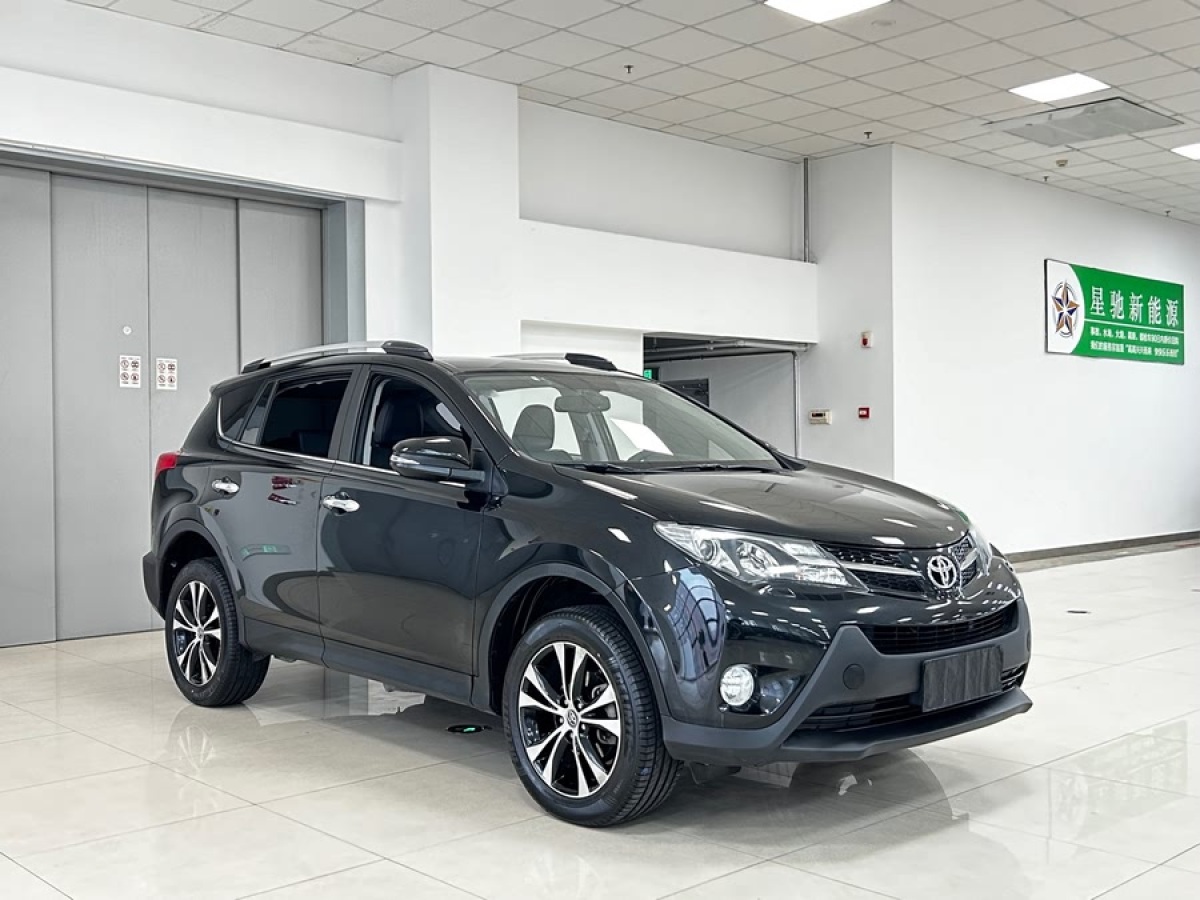 豐田 RAV4榮放  2015款 2.5L 自動四驅(qū)精英版圖片