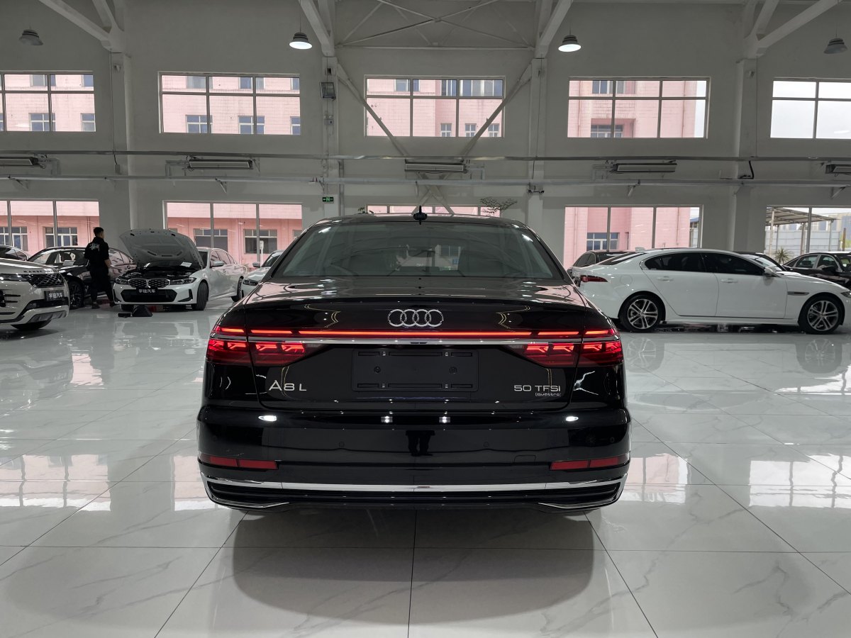 奧迪 奧迪A8  2025款 A8L 50 TFSI quattro 臻選型圖片