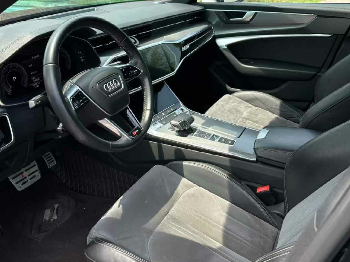 奧迪 奧迪A6L  2020款 40 TFSI 豪華動感型圖片