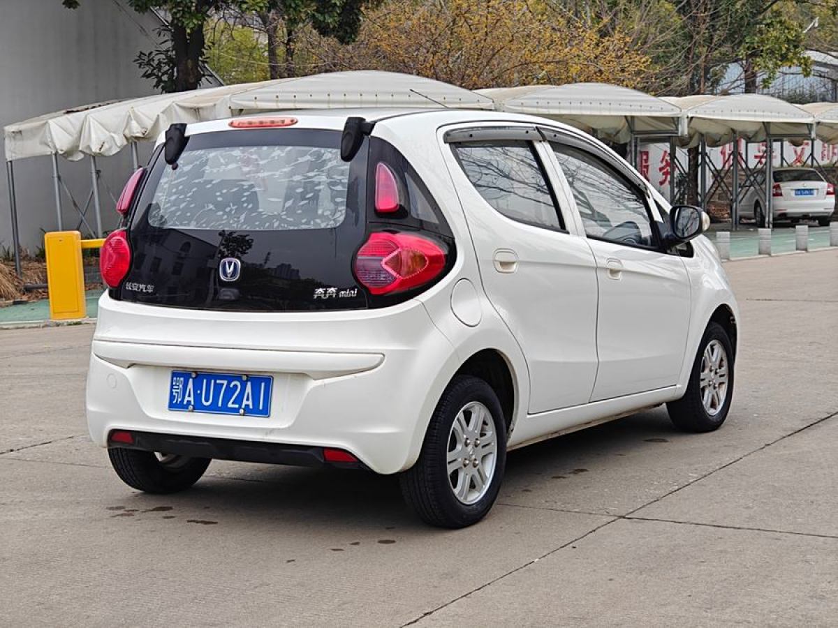 長(zhǎng)安 奔奔MINI  2012款 1.0L 手動(dòng)時(shí)尚版 國(guó)V圖片