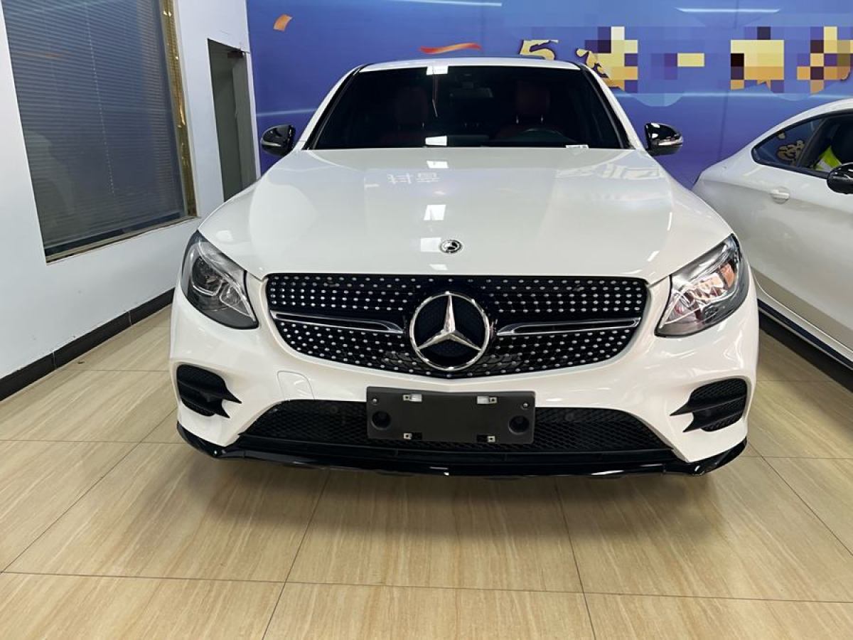 2017年5月奔馳 奔馳GLC  2022款 改款 GLC 300 4MATIC 轎跑SUV