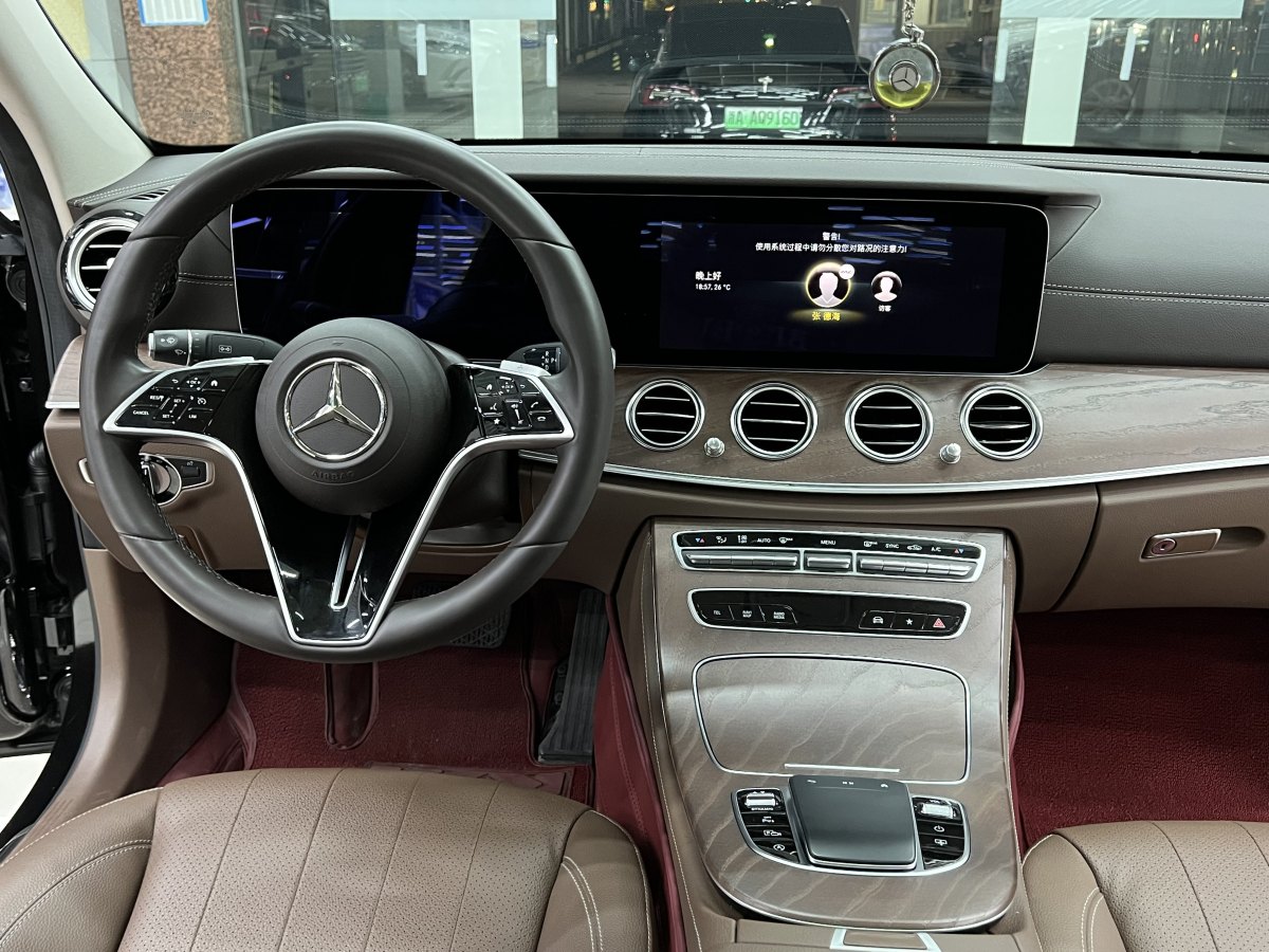 奔馳 奔馳E級  2023款 改款 E 300 L 豪華型圖片