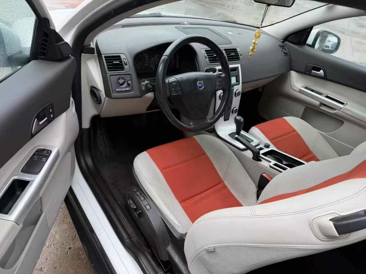 沃爾沃 C30  2012款 2.0L Aktiv圖片