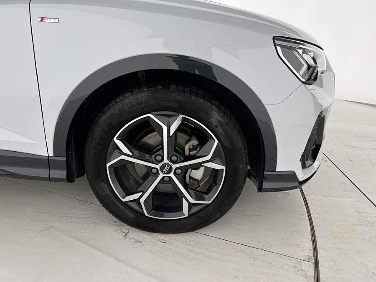 奧迪 奧迪Q3 Sportback  2023款 改款 45 TFSI quattro 豪華型圖片