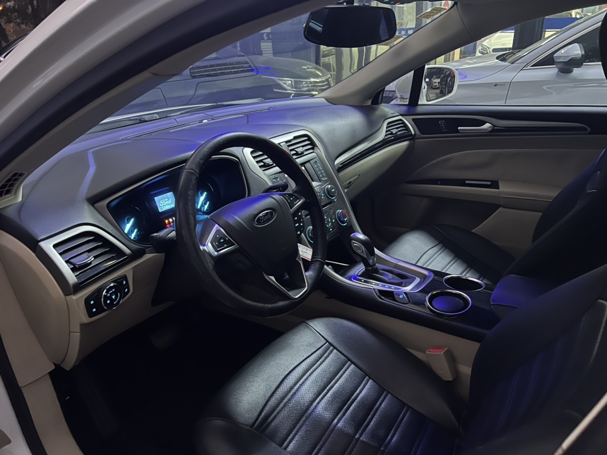 2015年1月福特 蒙迪欧  2013款 1.5L GTDi180舒适型