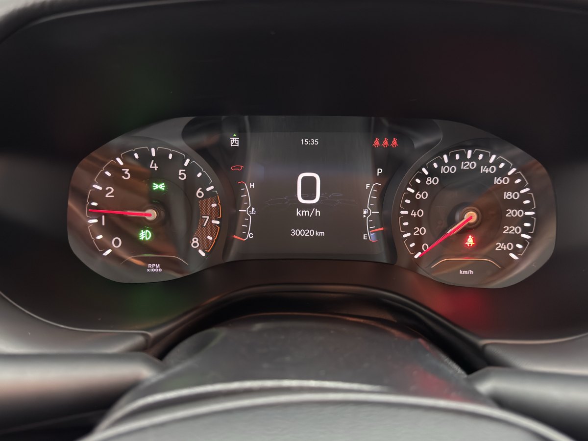 Jeep 指南者  2021款 220T 自動(dòng)領(lǐng)先版圖片