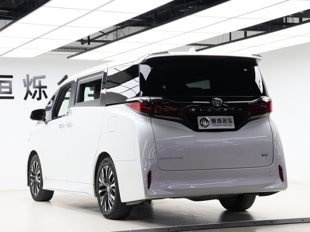 豐田 埃爾法  2024款 雙擎 2.5L 尊貴版圖片