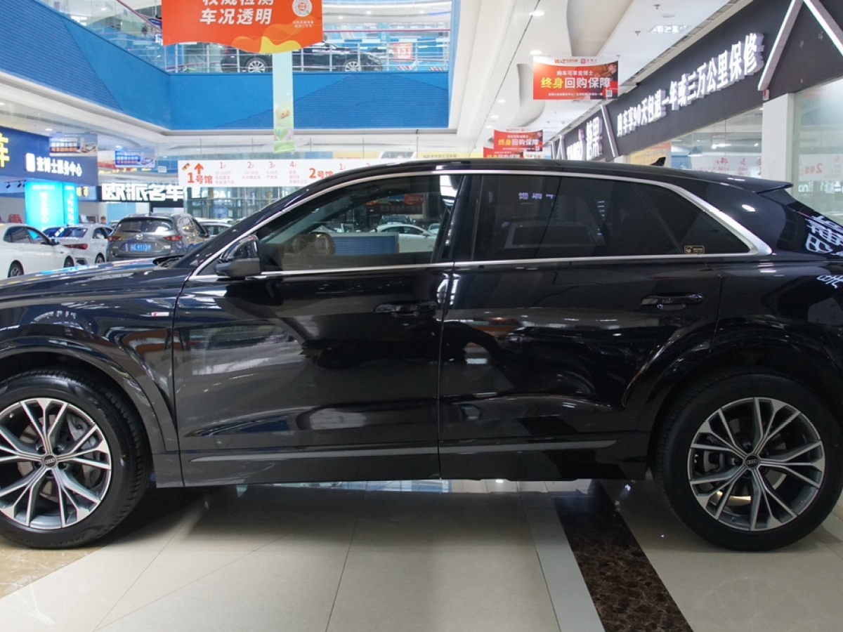 奧迪 奧迪Q8  2021款 55 TFSI 豪華動(dòng)感型圖片