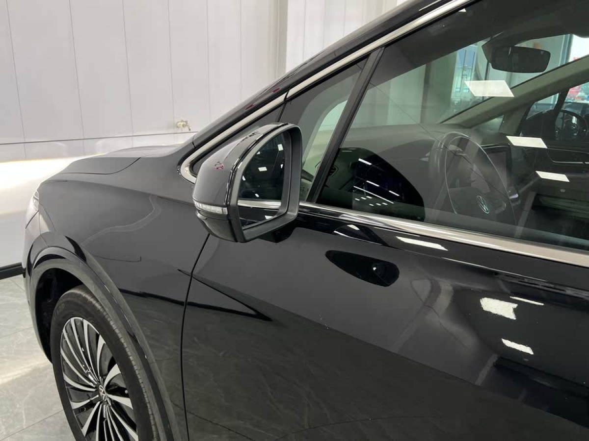 大眾 威然  2023款 改款 380TSI 尊貴版圖片
