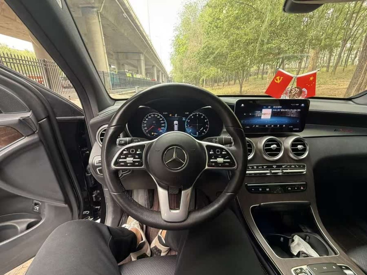 奔馳 奔馳GLC  2025款 改款 GLC 260 L 4MATIC 豪華型圖片