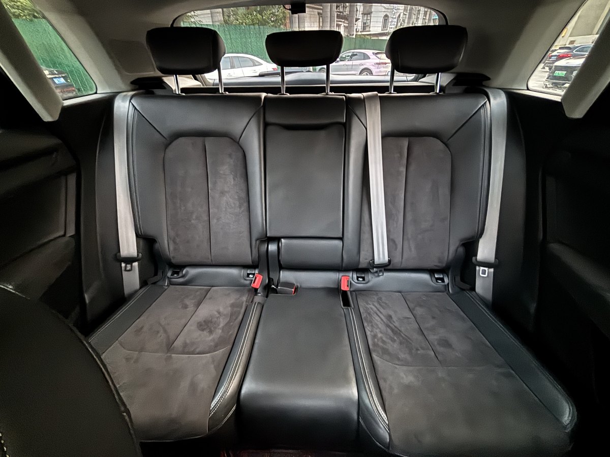 奧迪 奧迪Q3  2024款 35 TFSI 進(jìn)取動感型圖片