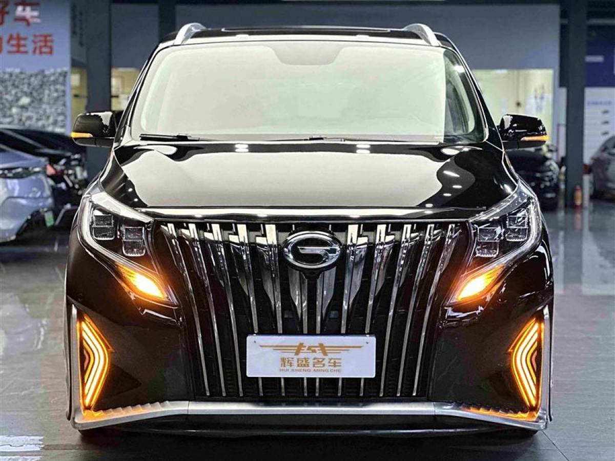 廣汽傳祺 M8  2021款 領(lǐng)秀系列 390T 尊貴福祉版圖片