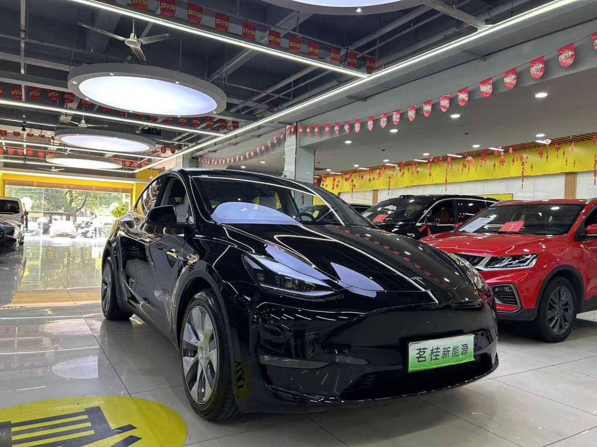 2021年12月特斯拉 Model 3  2021款 改款 標(biāo)準(zhǔn)續(xù)航后驅(qū)升級(jí)版