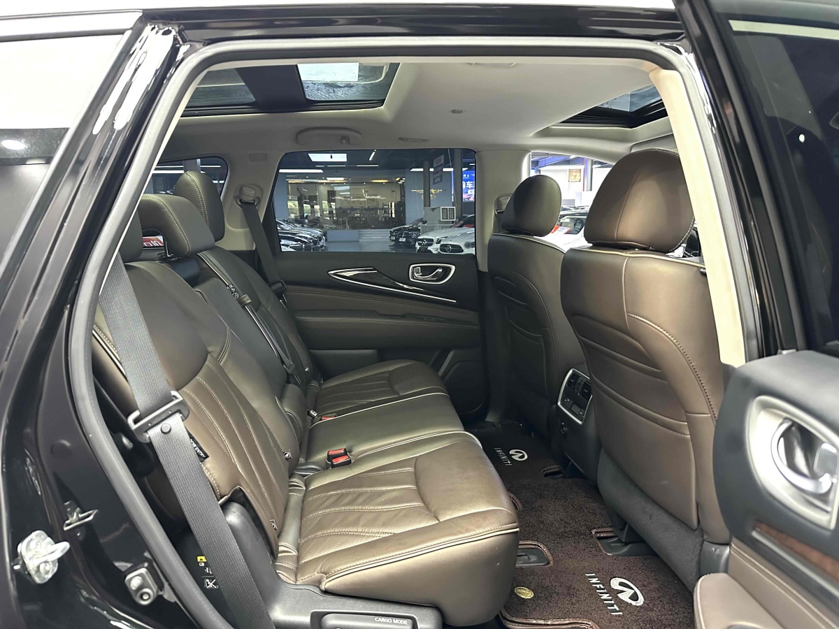 2019年11月英菲尼迪 QX60  2020款 2.5 S/C Hybrid 兩驅(qū)卓越版 國(guó)VI