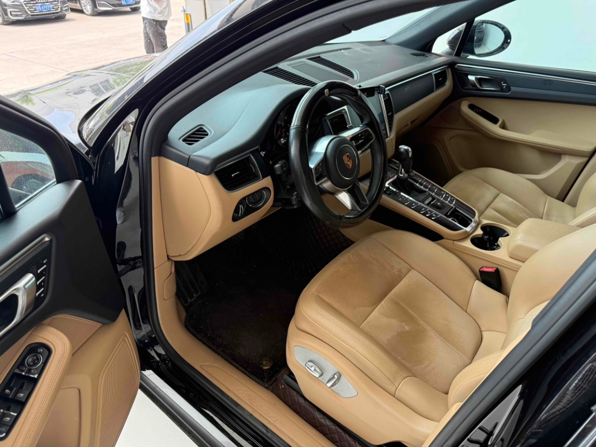 保時(shí)捷 Macan  2017款 Macan 2.0T圖片