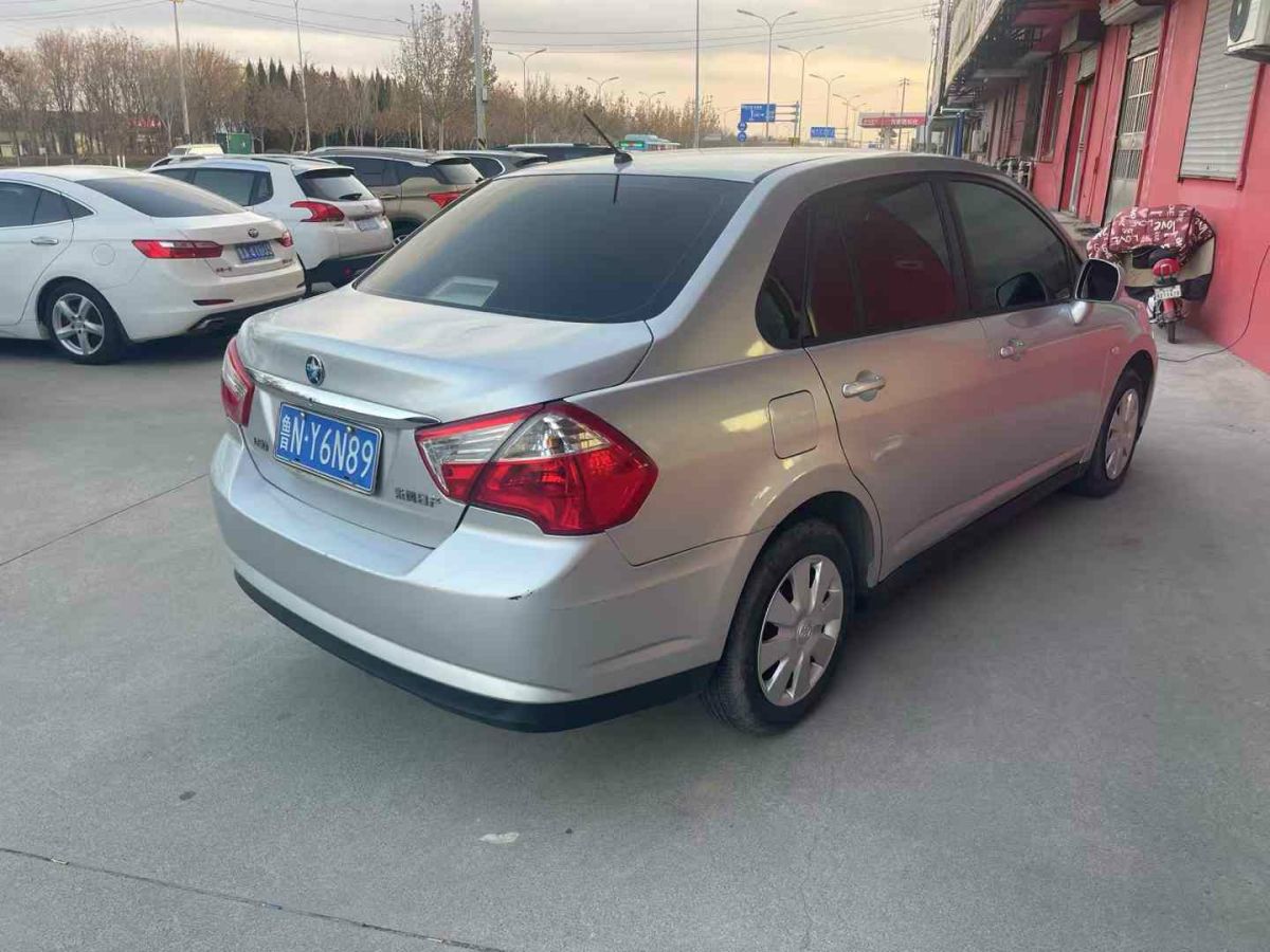 啟辰 D50  2013款 1.6L 手動(dòng)時(shí)尚版圖片