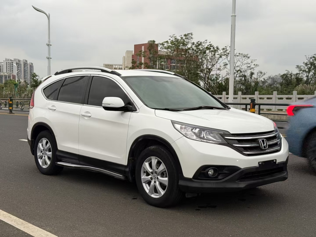 本田 CR-V  2013款 2.0L 兩驅(qū)經(jīng)典版圖片