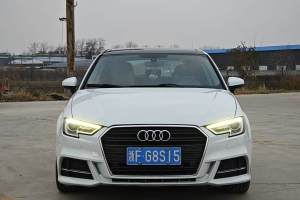 奥迪A3 奥迪 30周年年型 Sportback 35 TFSI 时尚型