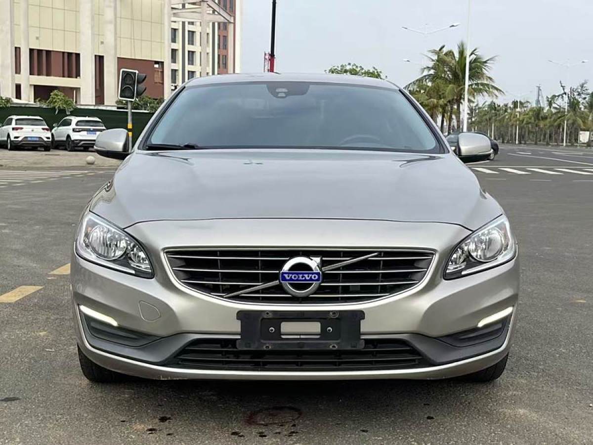 2015年11月沃爾沃 S60  2016款 S60L 1.5T T3 智行版