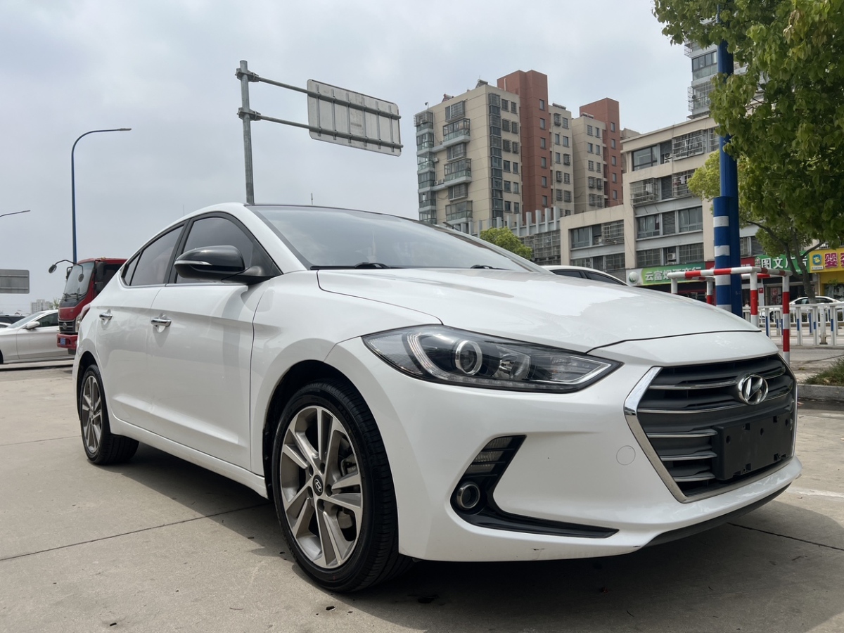 现代 领动  2018款 1.6L 自动15周年特别版图片