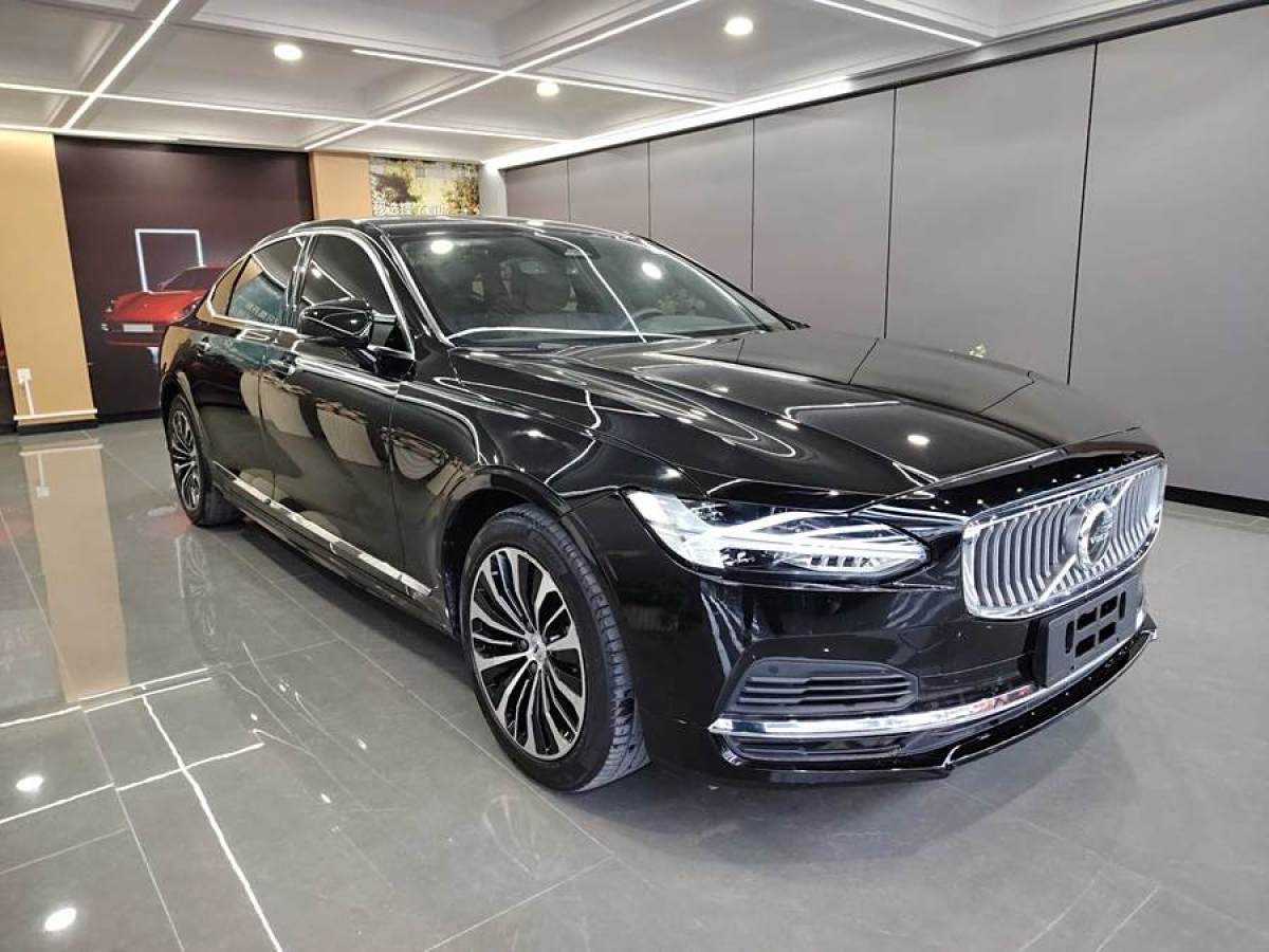 2023年1月沃爾沃 S90  2023款 B5 智逸豪華版