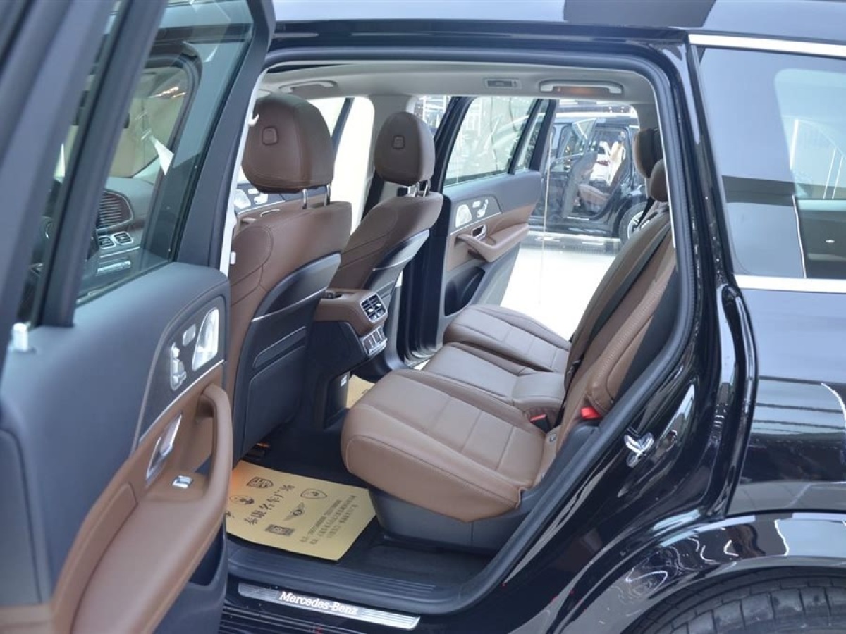 奔馳 奔馳GLS  2024款 GLS 450 4MATIC 時(shí)尚型圖片