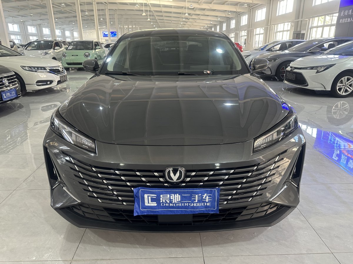 長(zhǎng)安 逸動(dòng)  2021款 PLUS 藍(lán)鯨NE 1.4T GDI DCT旗艦型圖片