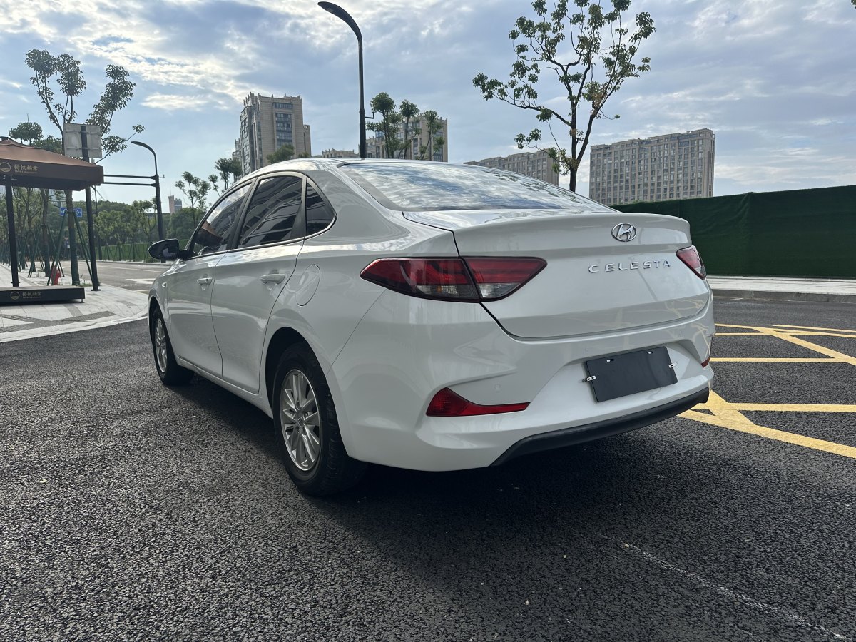 現(xiàn)代 悅動(dòng)  2020款 1.6L 自動(dòng)悅目版GL圖片