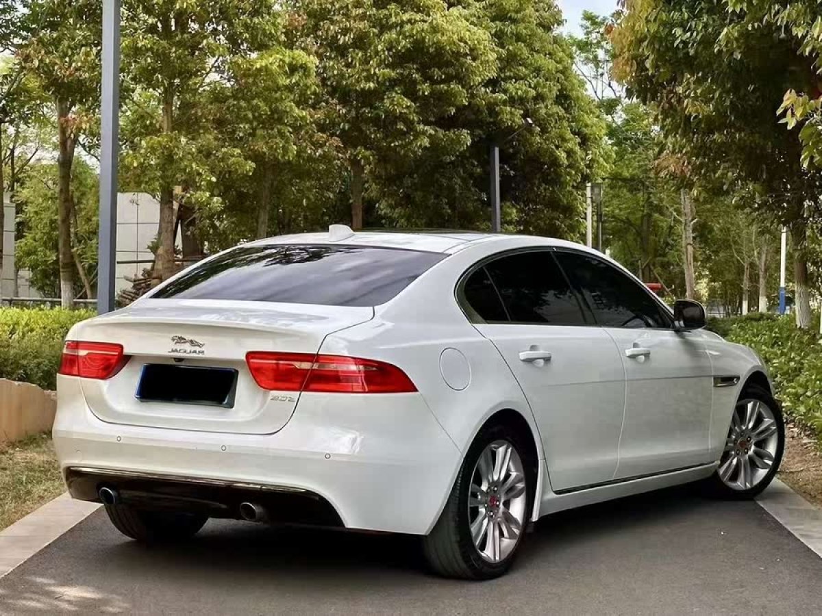捷豹 XEL  2019款 2.0T 200PS 尊享版圖片